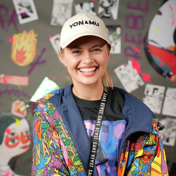 Go Slow Caravan Harajuku Track Set – Unisex – Women’s M / Men’s S – NWT - Picture 3 of 14